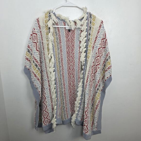 Cabi Love Carol Cream Multicolor Siesta Fringe Poncho Sweater Size Small - Picture 4 of 10